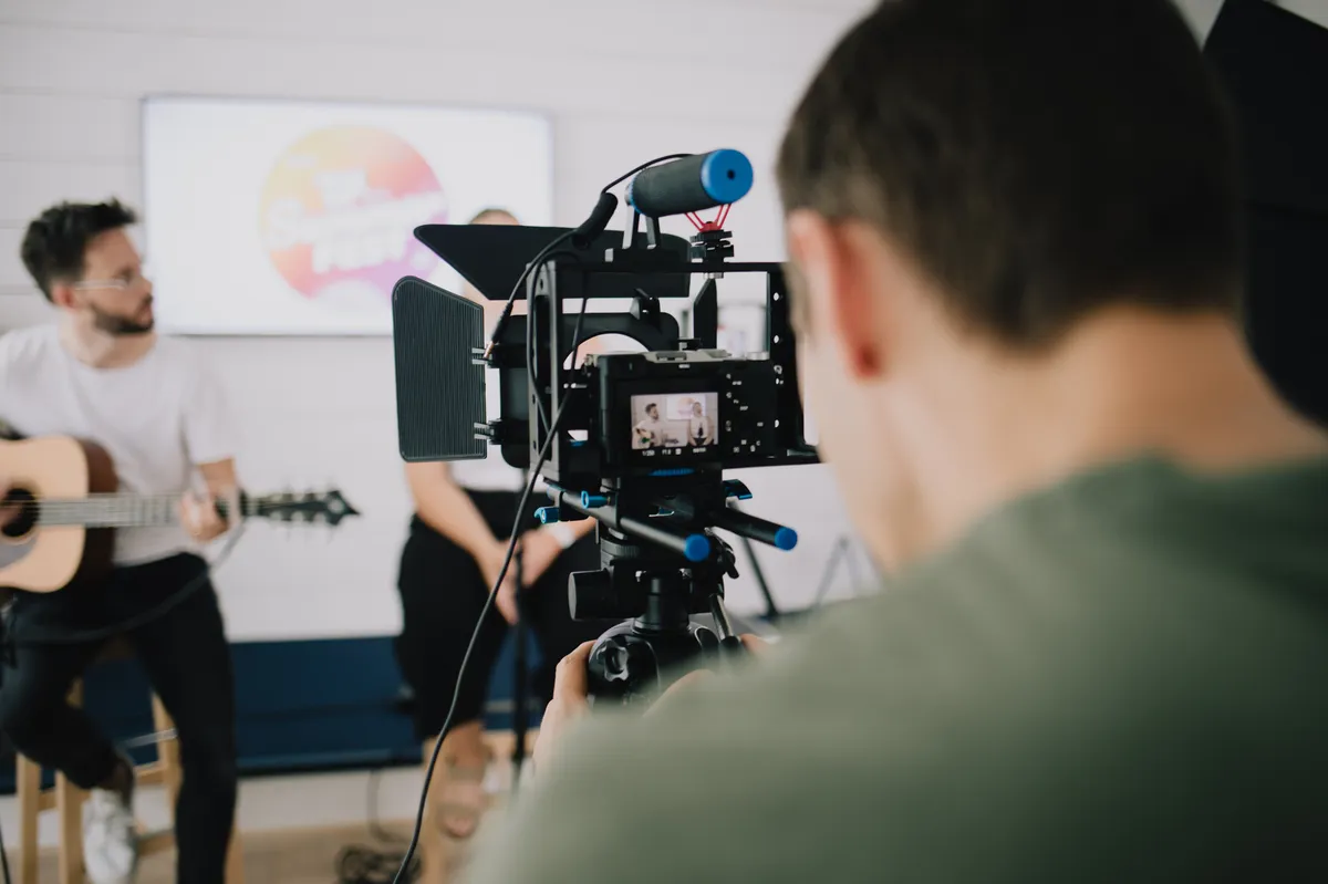Sommerfest-Galerie: Festliche Momente beim Pre-Recording-Event im Sommer.